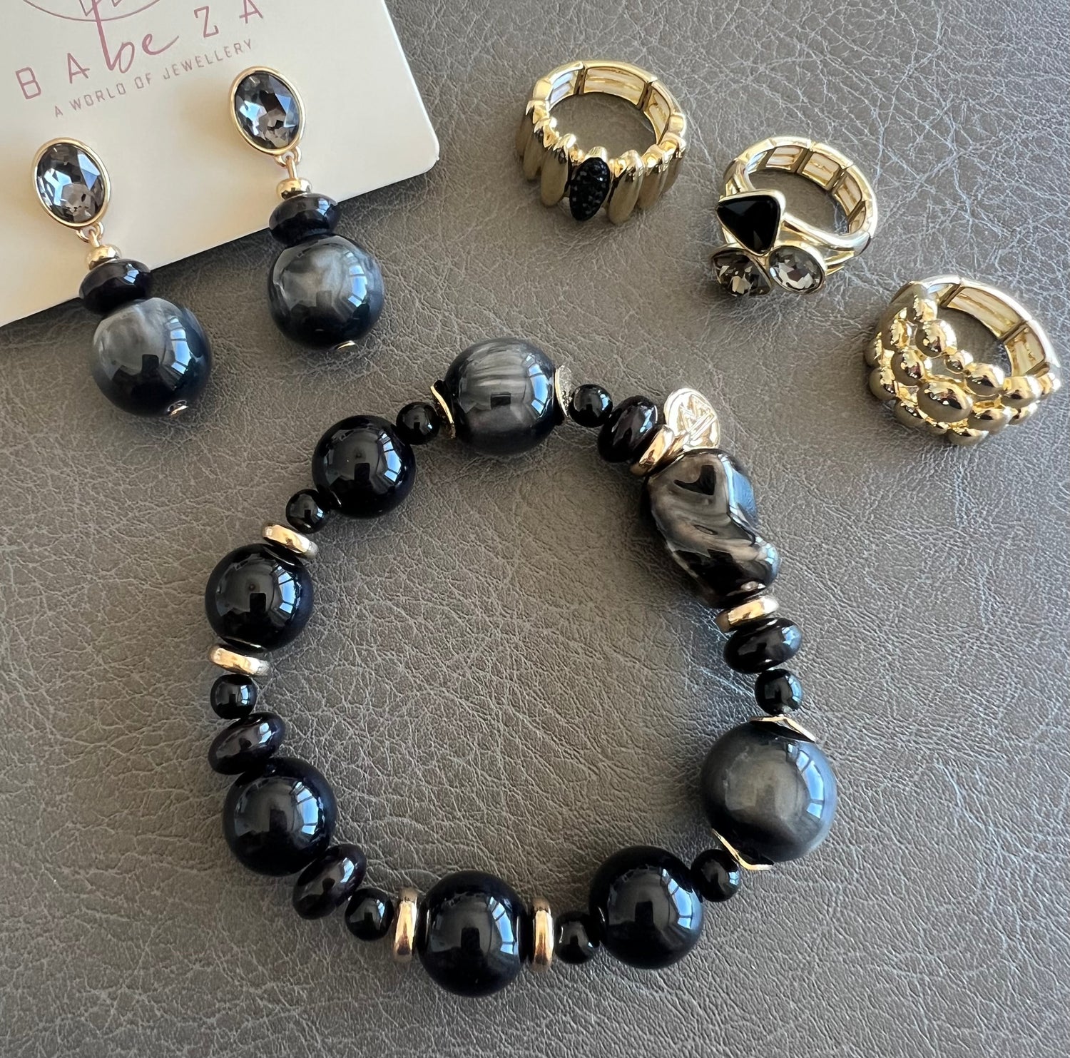 Juwelen Be Jewels en Babeza